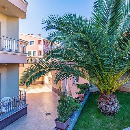 Istriensonne - Apartments Veruda Mit Grillterrasse Pola Esterno foto
