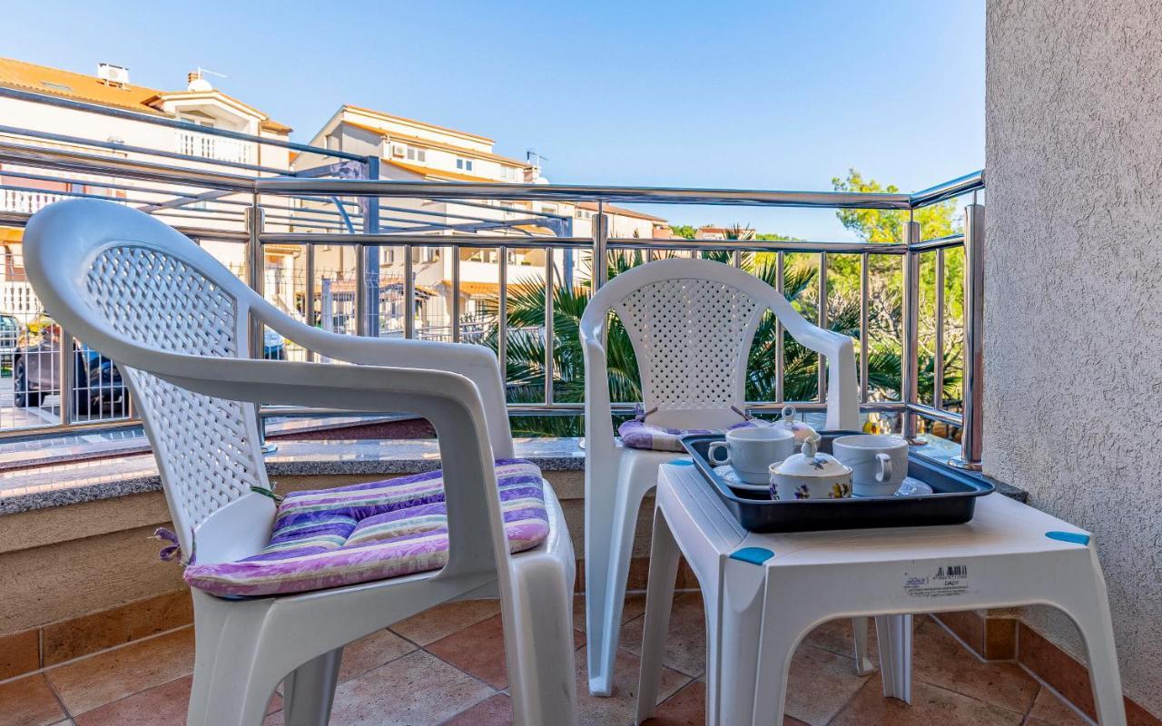Istriensonne - Apartments Veruda Mit Grillterrasse Pola Esterno foto