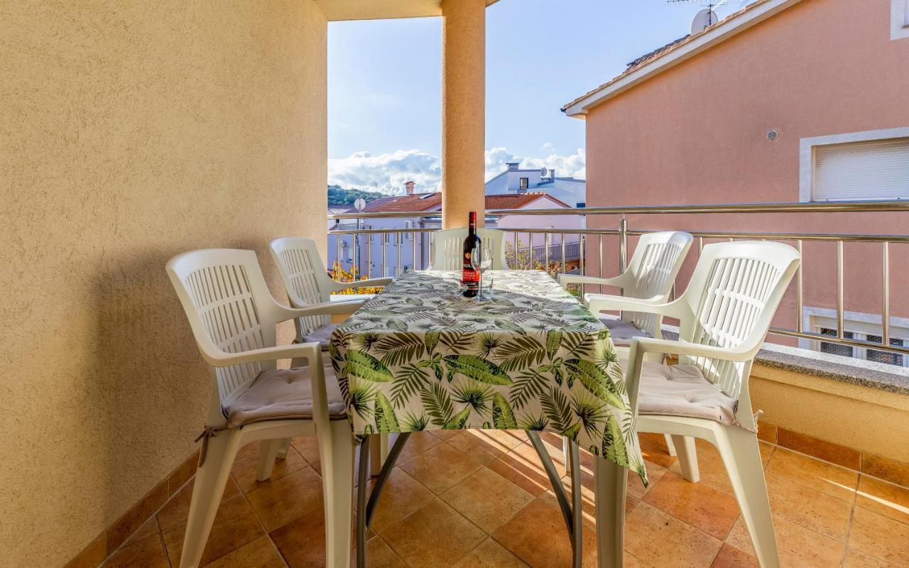 Istriensonne - Apartments Veruda Mit Grillterrasse Pola Esterno foto
