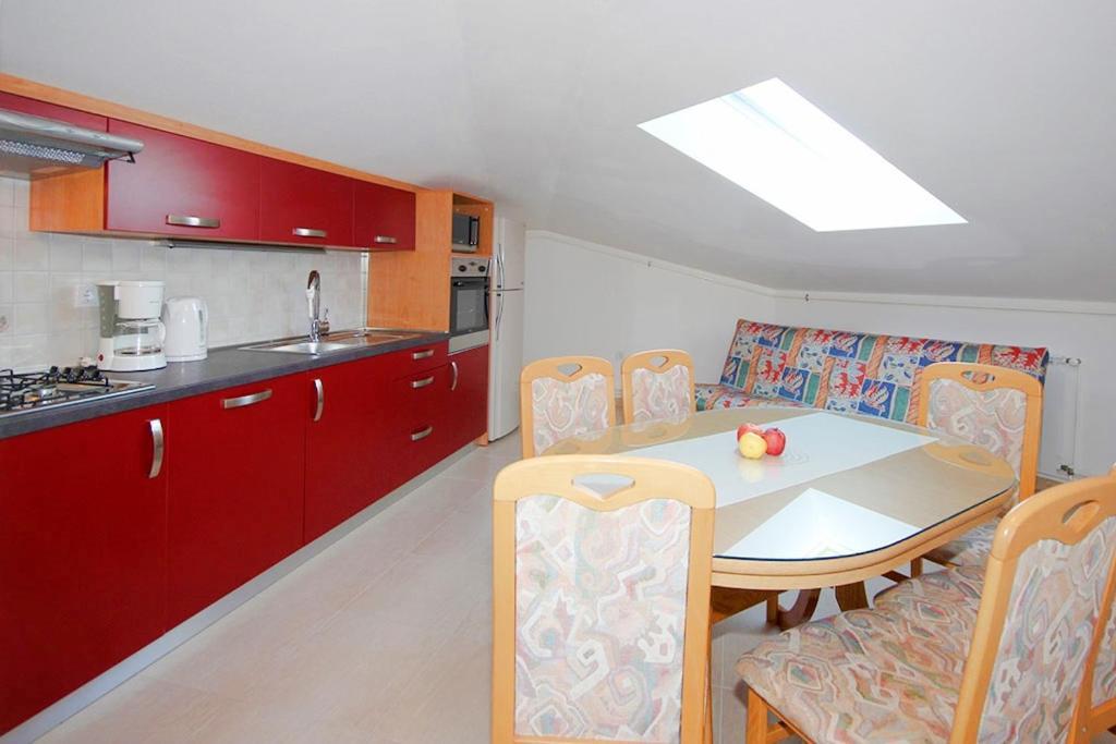 Istriensonne - Apartments Veruda Mit Grillterrasse Pola Esterno foto